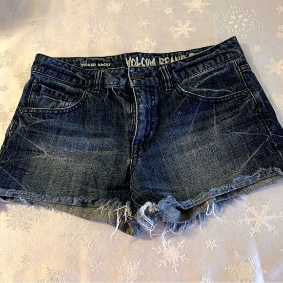 Volcom Stoned Shorts Denim Jean (no stretch) Raw Hem JuniorSz 3 Gorgeous - Picture 1 of 6